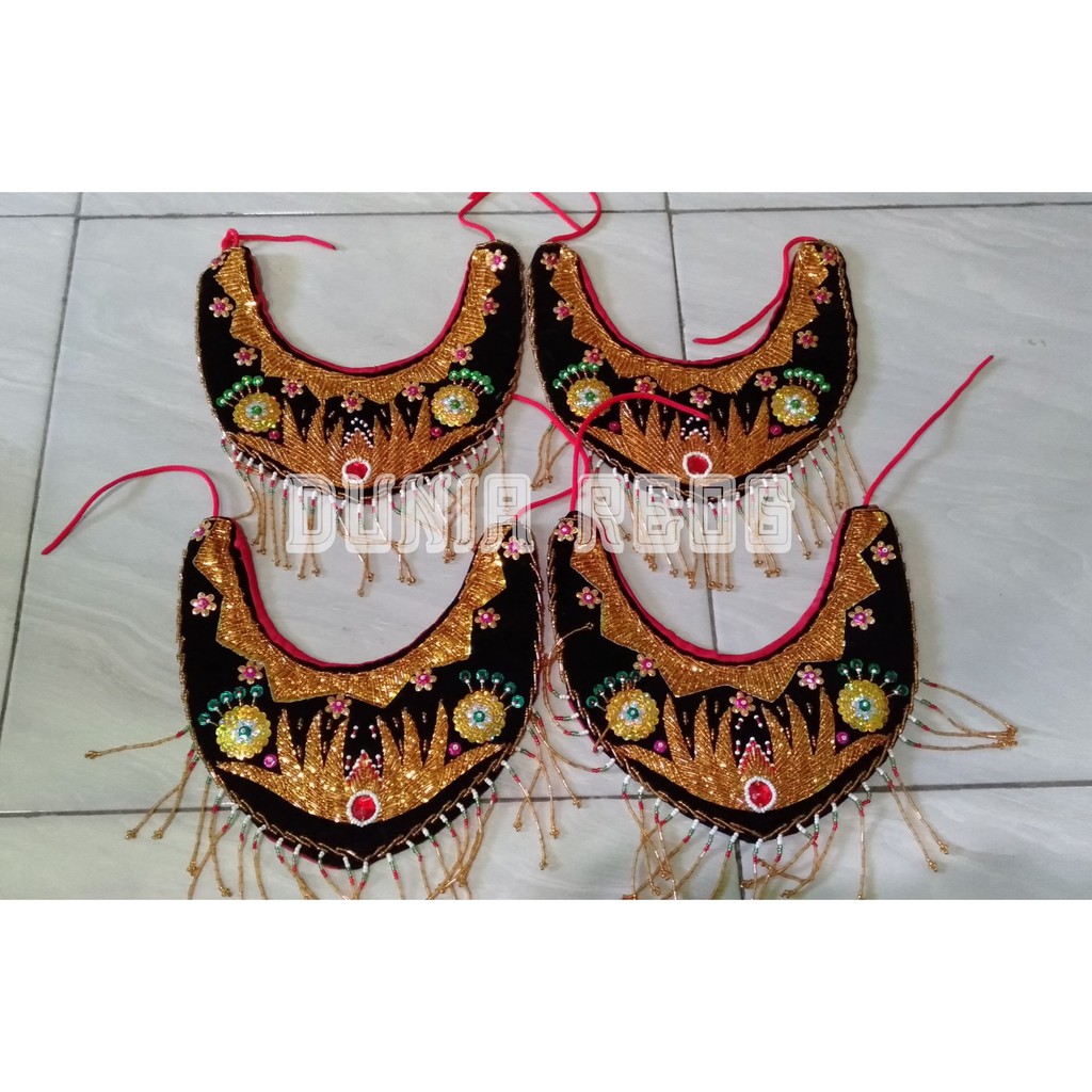 Kalung Aksesoris Leher Nuansa Kuda Lumping untuk Pertunjukan Seni Tradisional