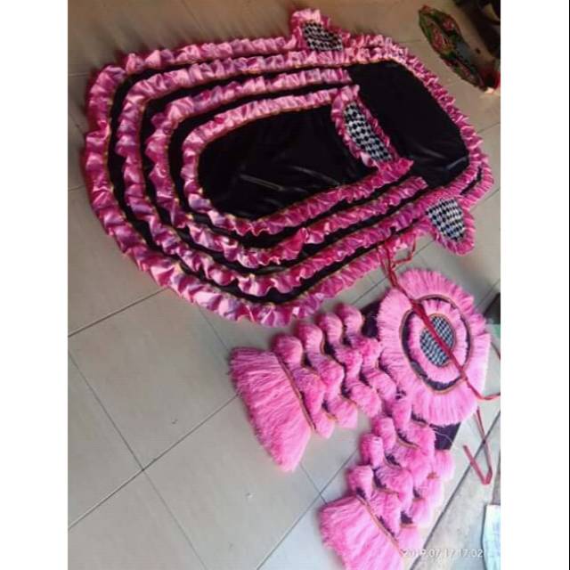 Kmul dan clana bRongan