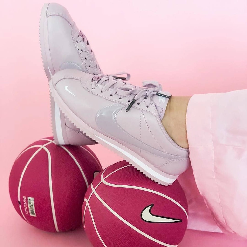 nike cortez baby pink