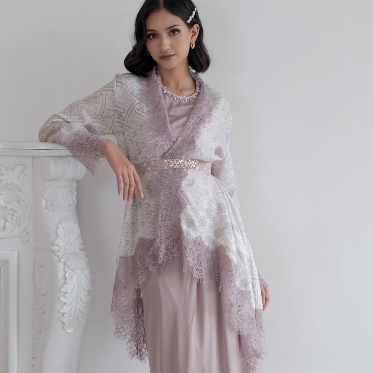 Penjualan Terbanyak.. Lyana Series