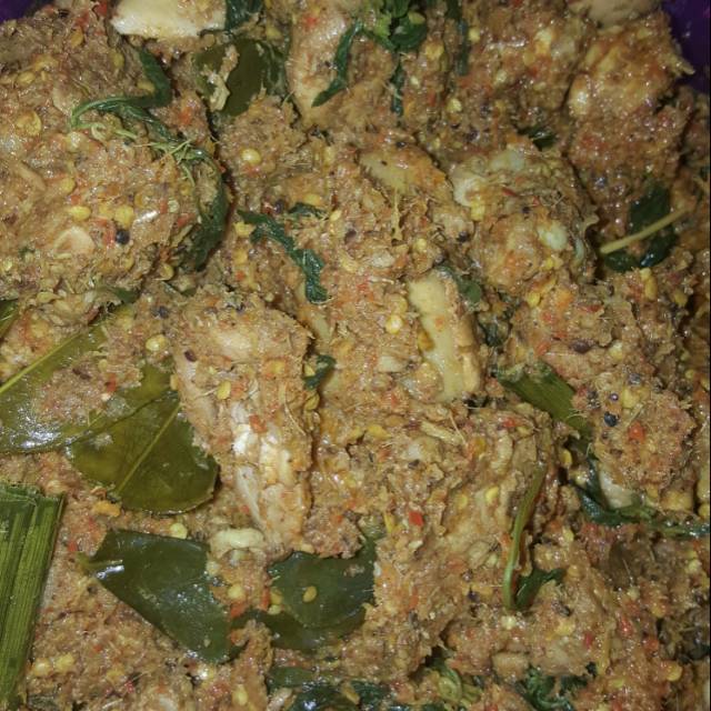 

Ayam rica rica