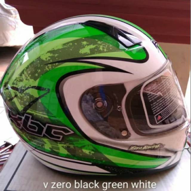 Helm KBC tipe zero black green white