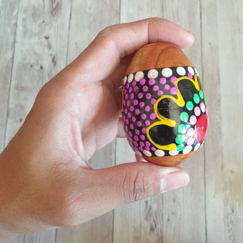 Alat Musik Mainan Anak Marakas Telur Kecil Egg Shaker Bahan Kayu Polos Motif