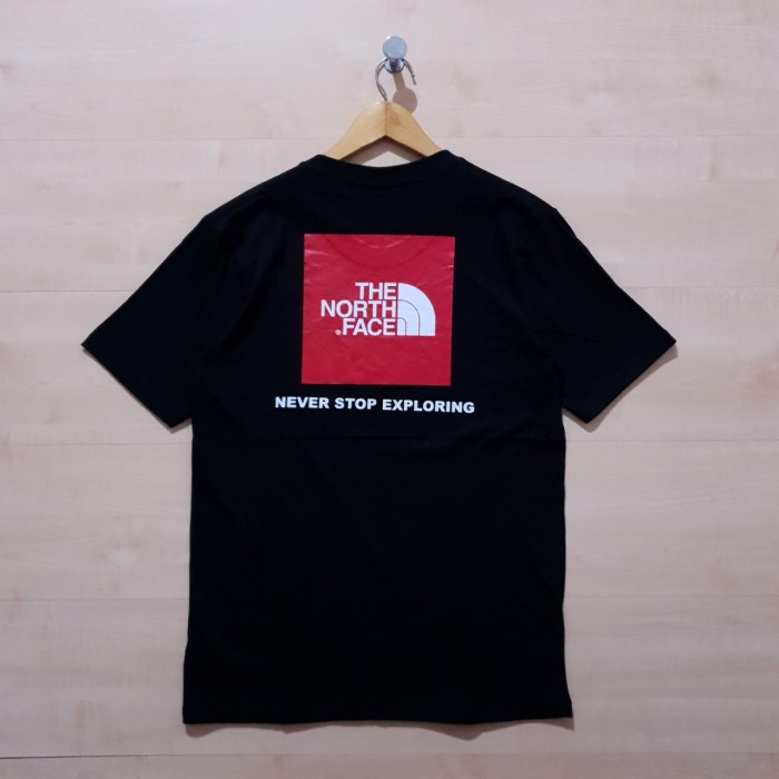 KAOS T SHIRT THE NORTH FACE BOX RED TEE BLACK - M