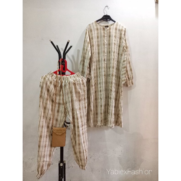 One set Tunik celana square terbaru Original product by EXTU
