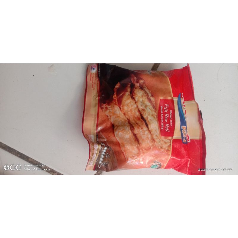 

fish roll