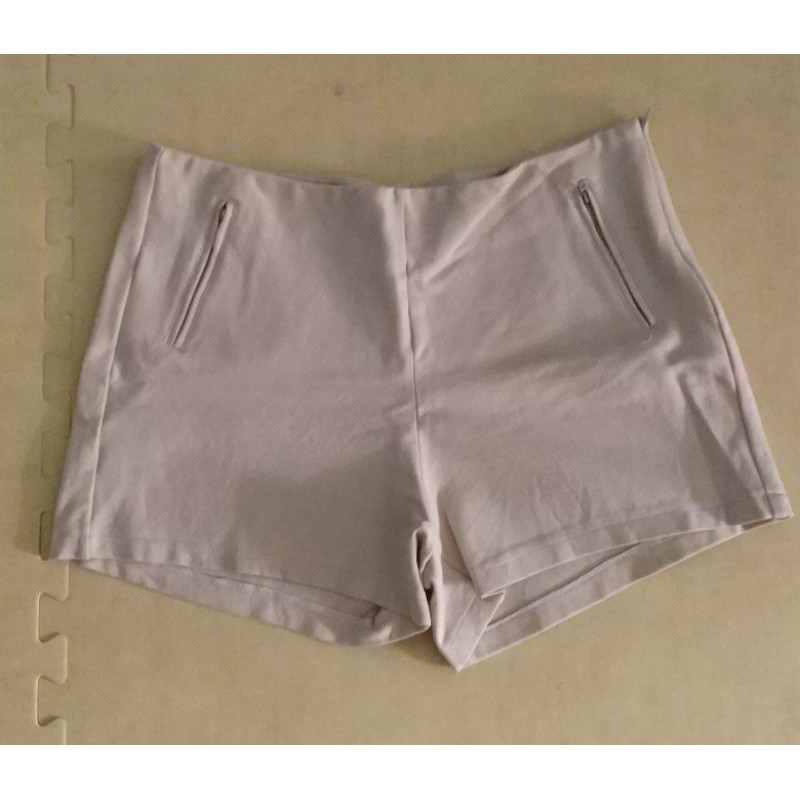 Preloved!! celana pendek wanita / hotpants kain putih coklat