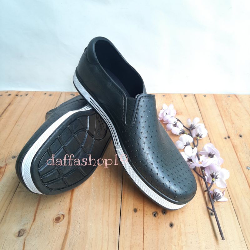 Sepatu Karet pria Merk Sankyo SAF 1115/Sepatu Karet Anti Air/Sepatu Karet Slip On sankyo saf 1145