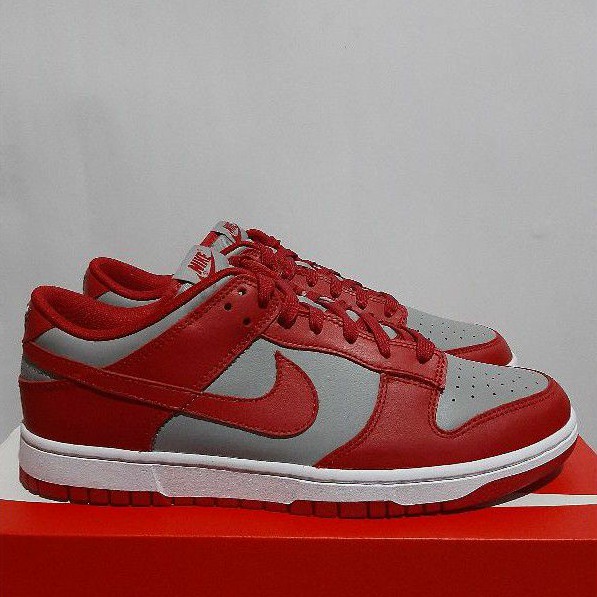 dunk low red unlv