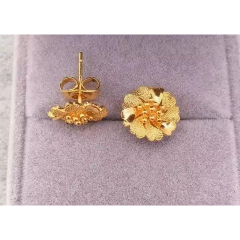 anting tindik lapis emas