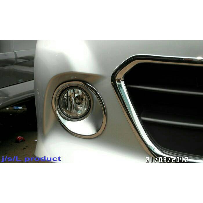 ring foglamp/garnish foglamp avanza veloz chrome Aksesoris Mobil