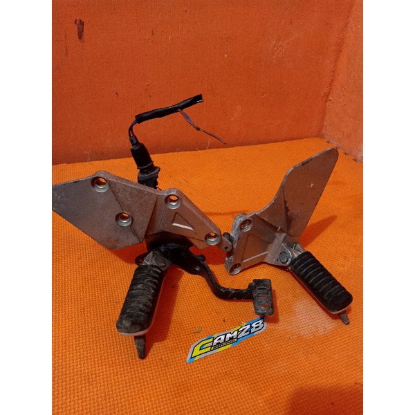 Footstep postep depan Ninja RR original