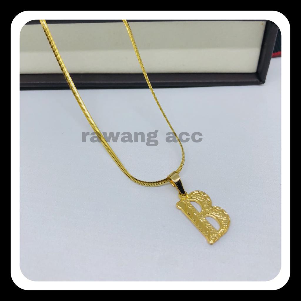 Kalung Titanium Fashion Wanita Liontin Abjad Huruf B Warna Gold Anti Karat Selamanya