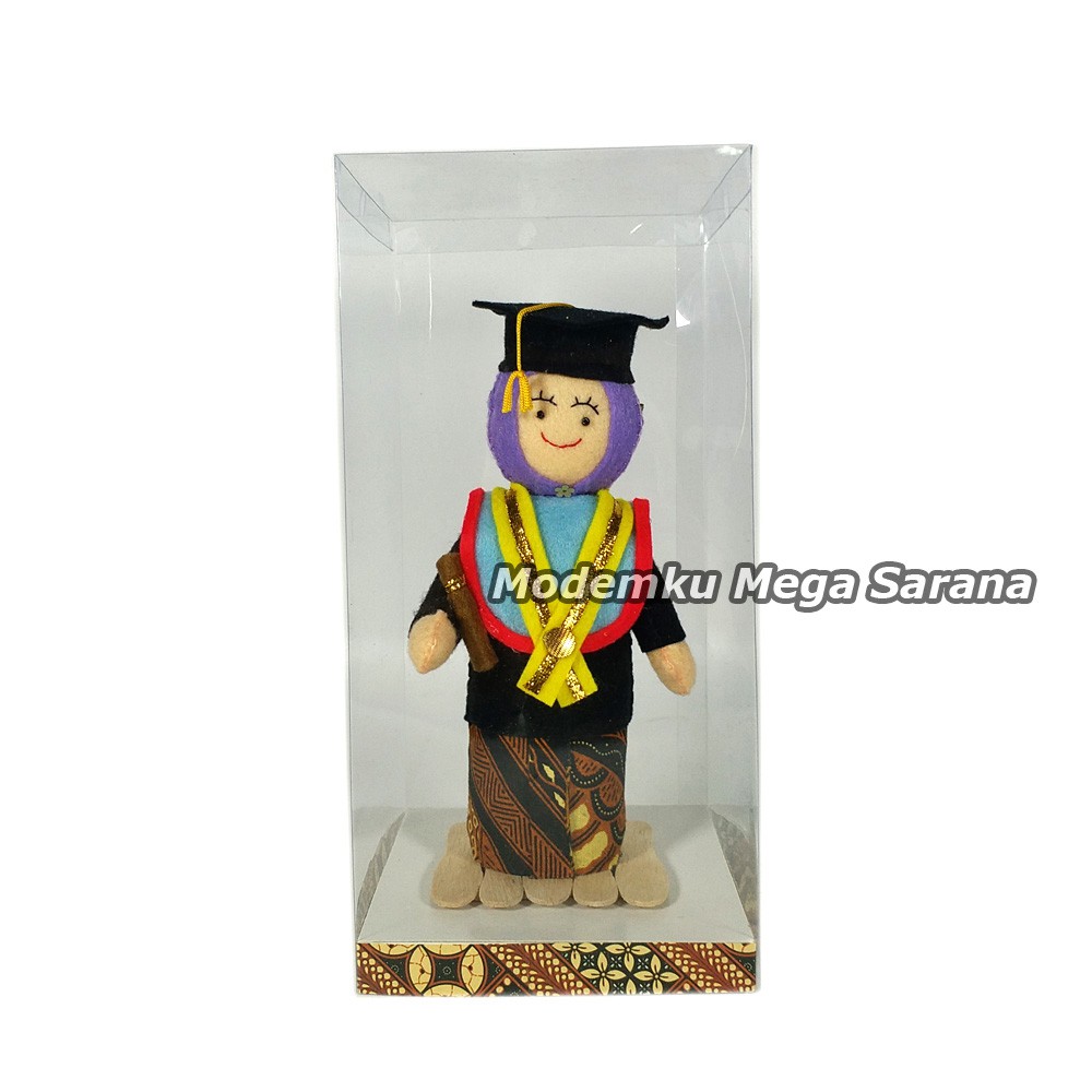 Boneka Wisuda Perempuan Jilbab FTM04 - 24x12x12 cm