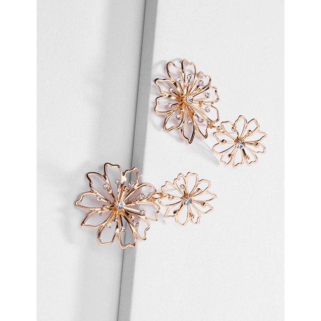 LRC Anting Tusuk Fashion Gold Openwork Gemstone Diamond Multi-layer Flower Earrings D53205