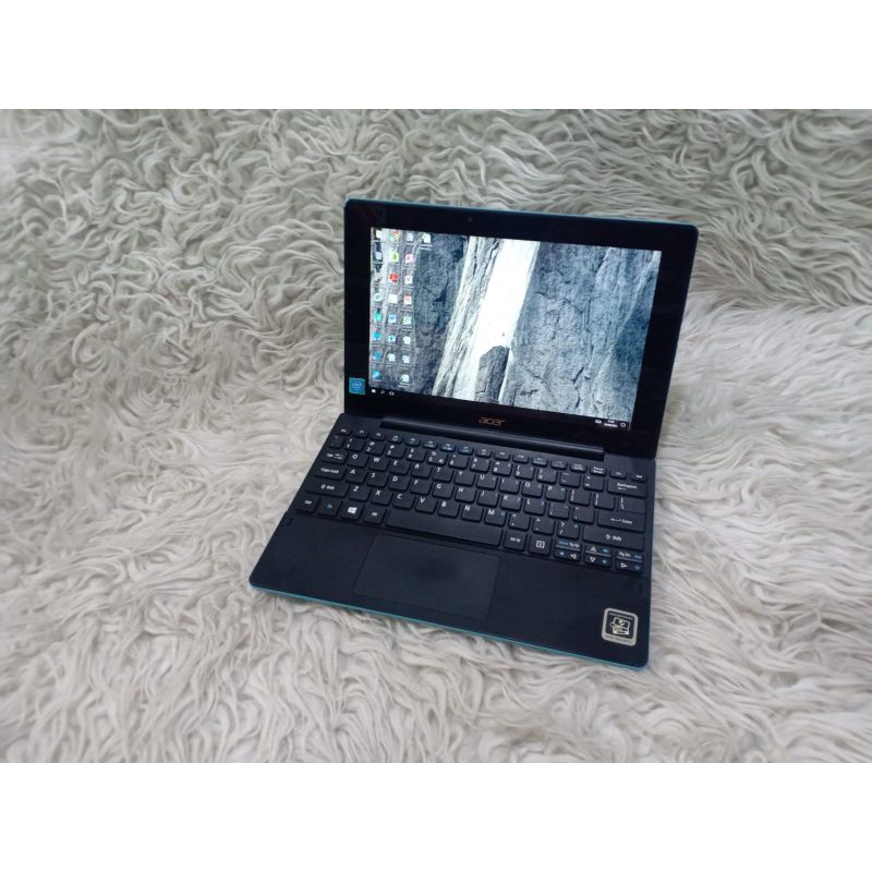 Notebook Acer SW3-013 Ram 2gb HDD 500gb intel Atom layar sentuh