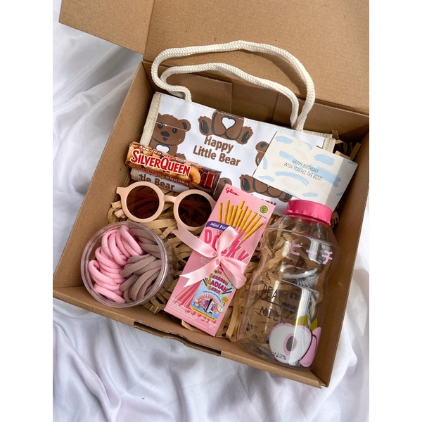 

[KDW115] GIFTBOX LUCU / KADO CEWEK / KADO PACAR / ANNIVERSARY / HAMPERS LEBARAN / WEDDING / VALENTINE / KADO NIKAH / HAMPERS LEBARAN