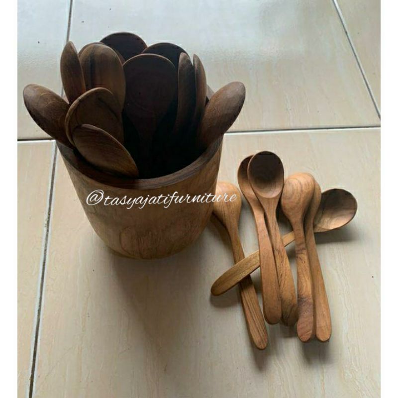 1 lusin sendok kayu jati / 12 pcs