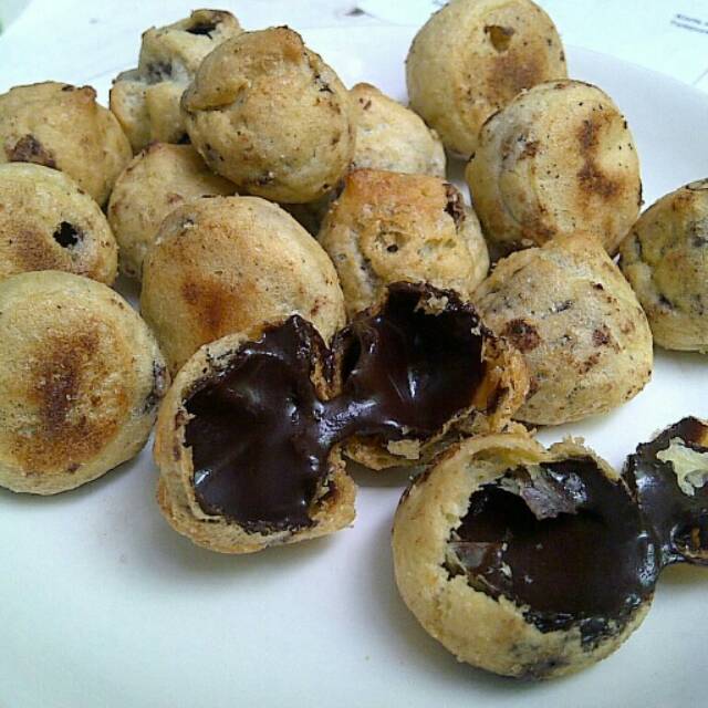 

Soes lava coklat
