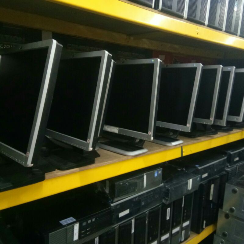 Monitor/Lcd 17 Inch Square Kotak Super Murah