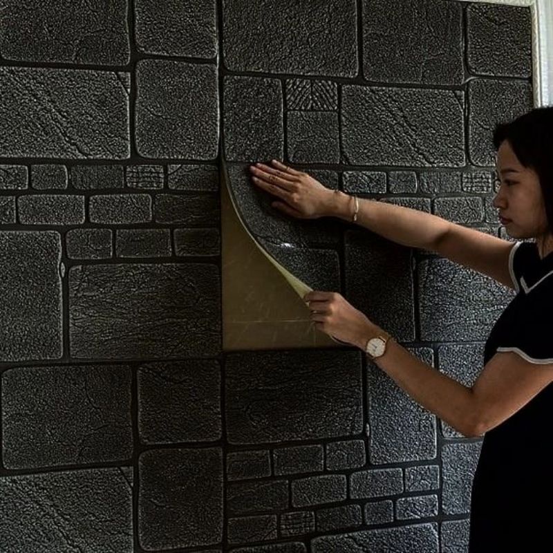 wallpaper foam 3D permukaan timbul motif batu alam klasik hitam