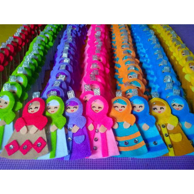 

(15gr) 1PCS Amplop lebaran gantungan kunci muslimah flanel angpao