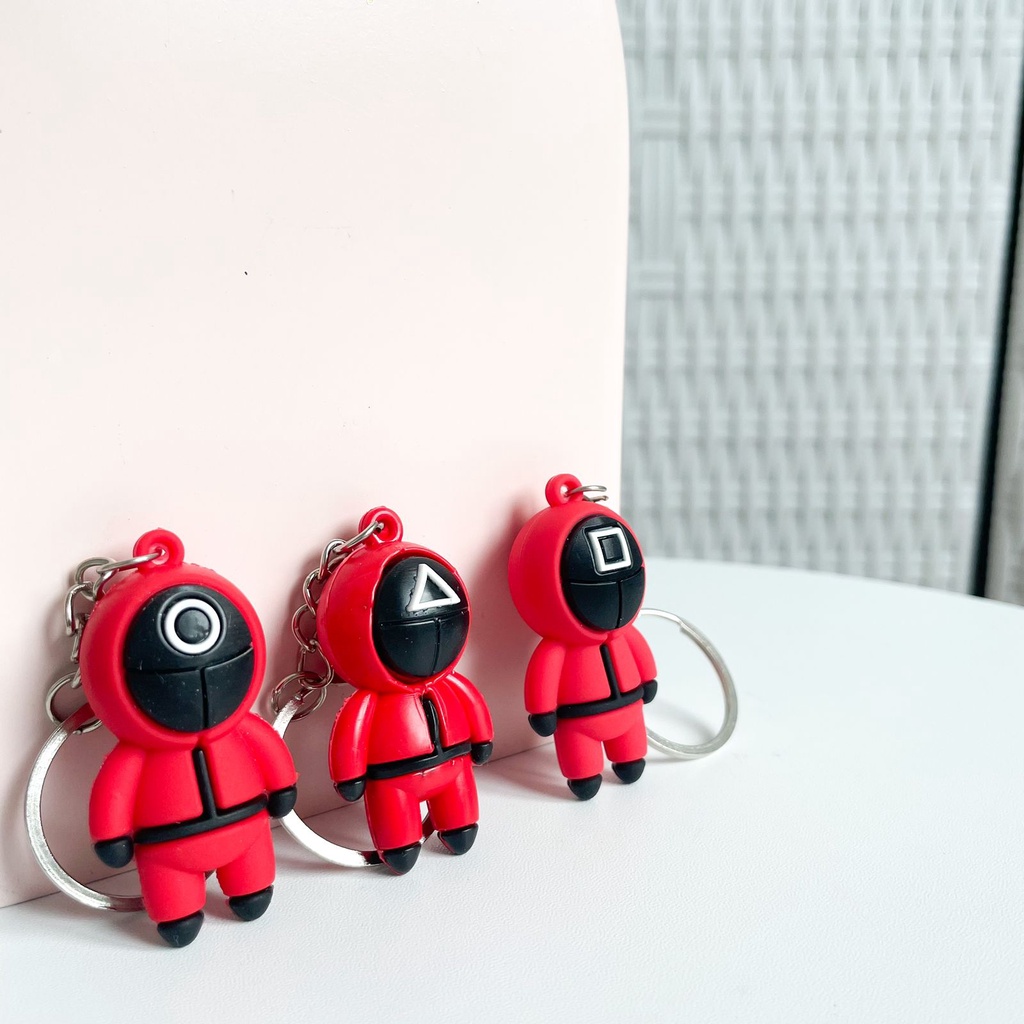GANTUNGAN KUNCI  SQUID GAME FILM KOREA KEYCHAIN SQUID GAME GANTUNGAN LUCU  IMPORT KOLEKSI UNIK-4