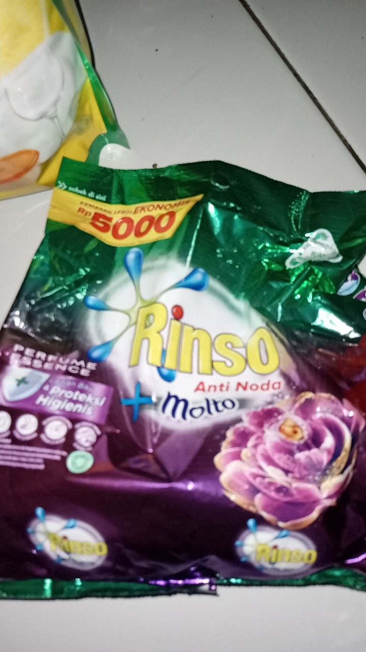 Rinso Deterjen Anti Noda Kemasan Ekonomis 250g