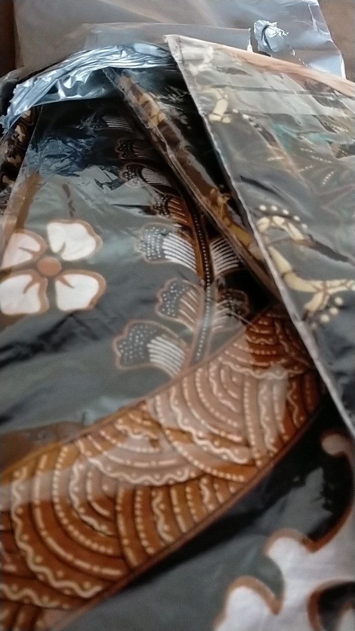 Batik Kalongan | Kemeja Batik Kantor