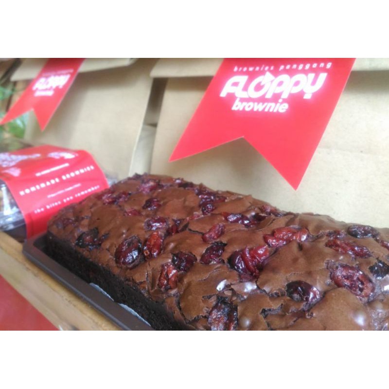 BERRYBOOSTER floppybrownie - Brownies Panggang Cranberry