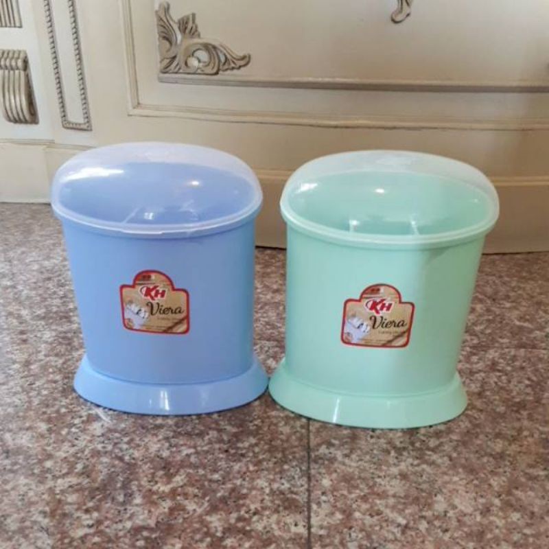 Tempat sendok tutup viera