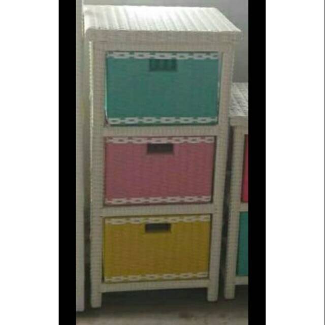 Rak / Lemari / Bufet / Laci 3 susun Rotan Sintetis