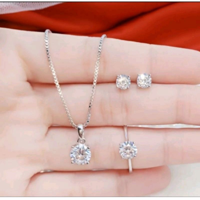 satu set perhiasan mata satu silver perhiasan wanita pengganti emas