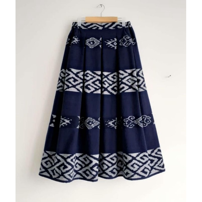 ROK TENUN/ ROK PANJANG/ TENUN ETNIK/ ROK BATIK/ TENUN NTT