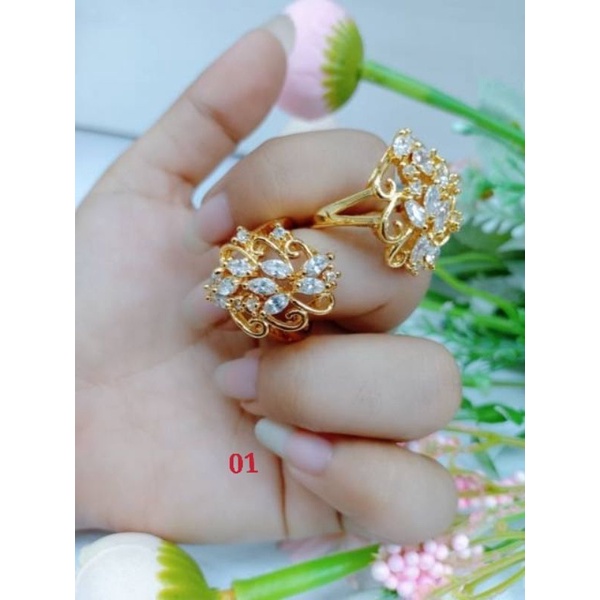 Cincin motif lapis emas