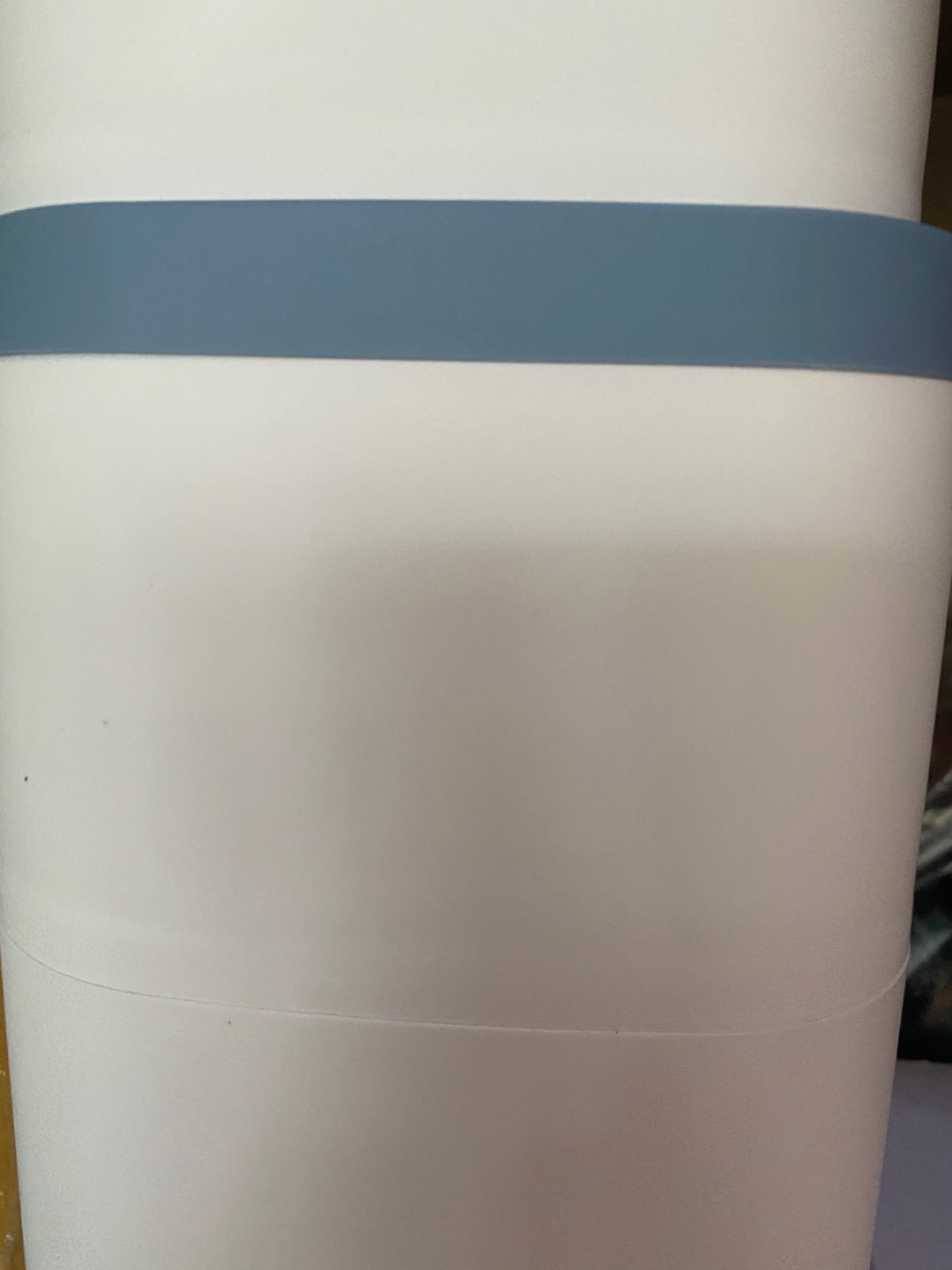 Kotak Penyimpanan Masker Anti Debu Kapasitas Besar 2 Layer Portable Untuk Rumah/kantor