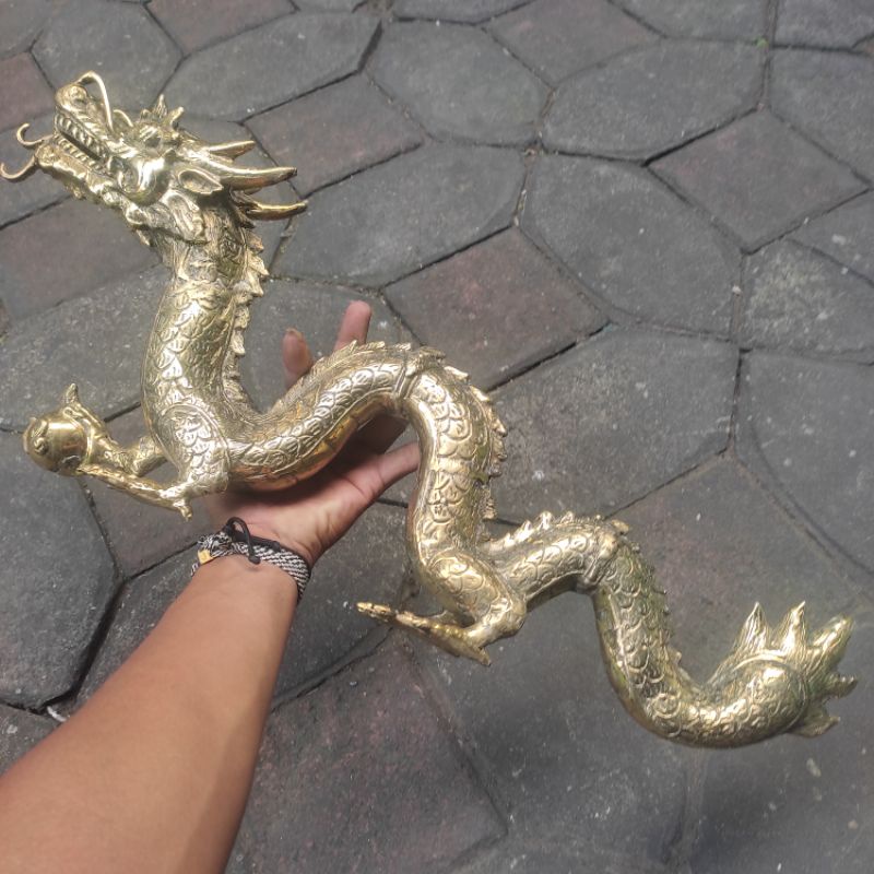 Patung Naga Liong / Naga Keberuntungan Ukuran Besar Panjang 60 cm