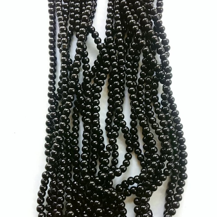 Manik-manik mutiara plastik renteng warna hitam 4mm isi 205