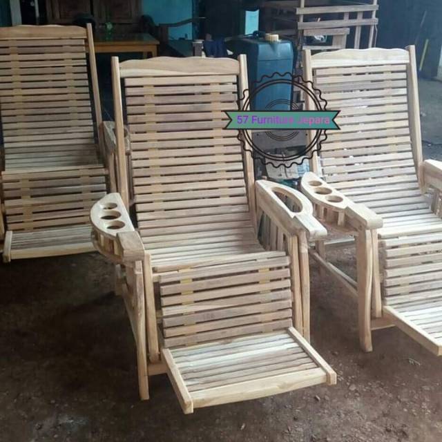 Kursi tamu goyang kayu jati - kursi malas santai mentahan