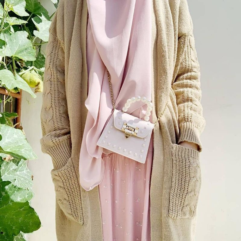 Cable Long Cardigan Yoora Sarah Makassar