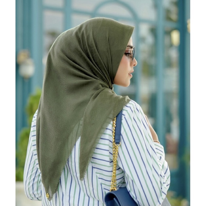 New Buttonscarves Everyday Tapis Embossed - Kale