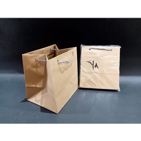 

Paper Bag Coklat 14x16 / Tas Kertas Coklat Untuk Kotak/ tas coklat 1/4