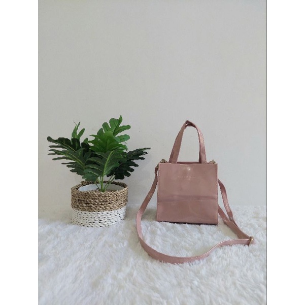 DONKIE MANIA PRELOVED BAG