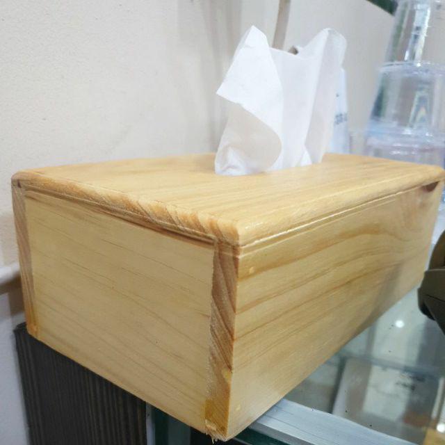 Kotak Tissu Classik Material Kayu Pinus