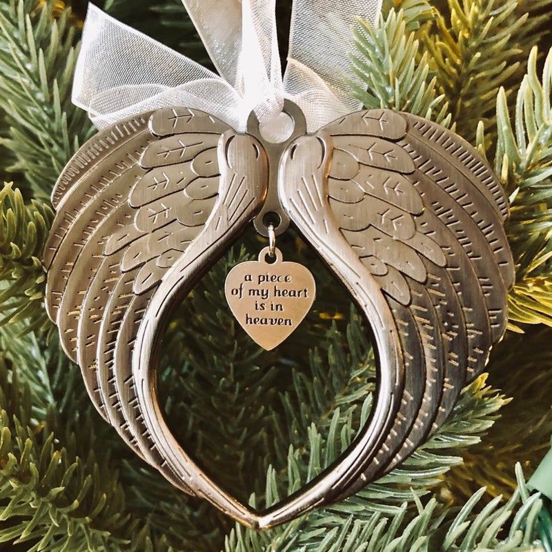 Ornamen Liontin Desain A Piece Of My Heart Is In Heaven Angel Heart Untuk Dekorasi Natal