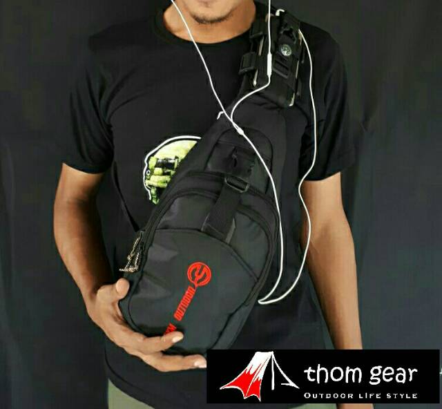 Thomgear Sling Bag Qym Outdoor Tas Outdoor Terbaru Tas Slempang Dada Punggung Satu Slempang