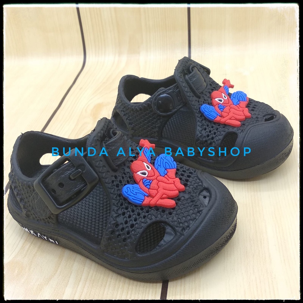 Sendal Anak Laki Laki Usia 6 Bulan 1 2 Tahun Motif Kartun HITAM Lucu Alas Karet Anti Licin - Sepatu Sandal Anak Cowok Karet Anti Licin