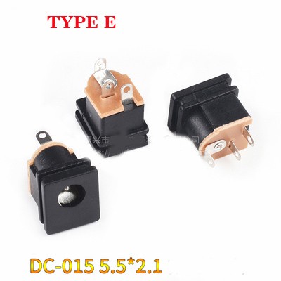 DC-022 DC head with nut inner diameter 5.5mm (1706)