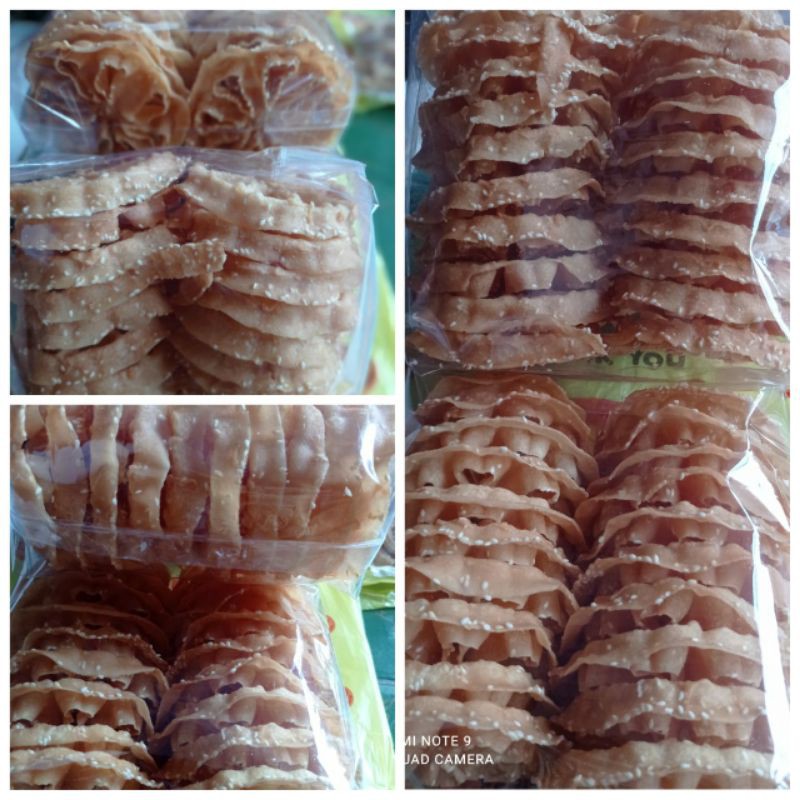 

snack Kembang Goyang