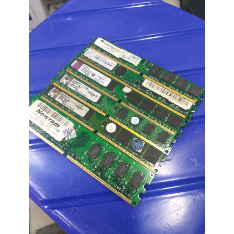 Memory RAM DDR2 2 GB Untuk PC